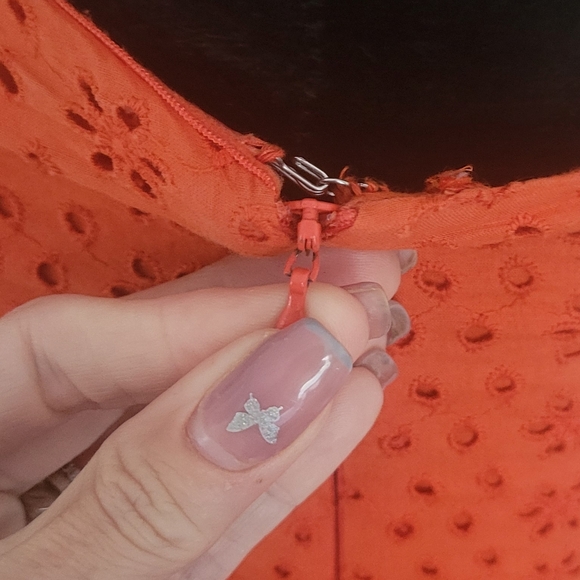 Old Navy Strapless Eyelet Dress - Picture 6 of 9